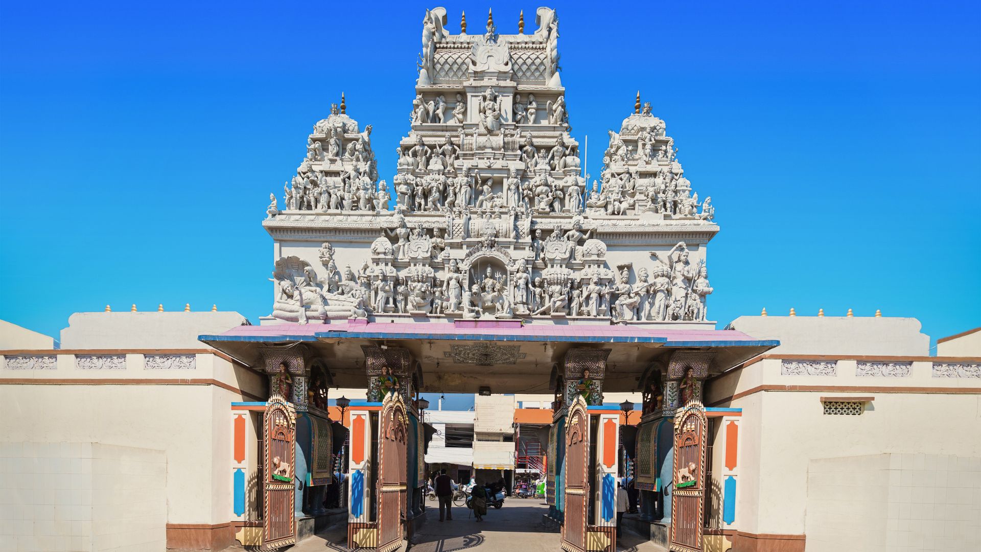 AB Road, Indore: Cost of Living, Lifestyle, Pin Codes AB Road, Indore: Cost of Living, Lifestyle, Pin Codes